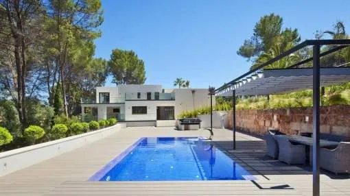 Newly built modern villa in Son Vida